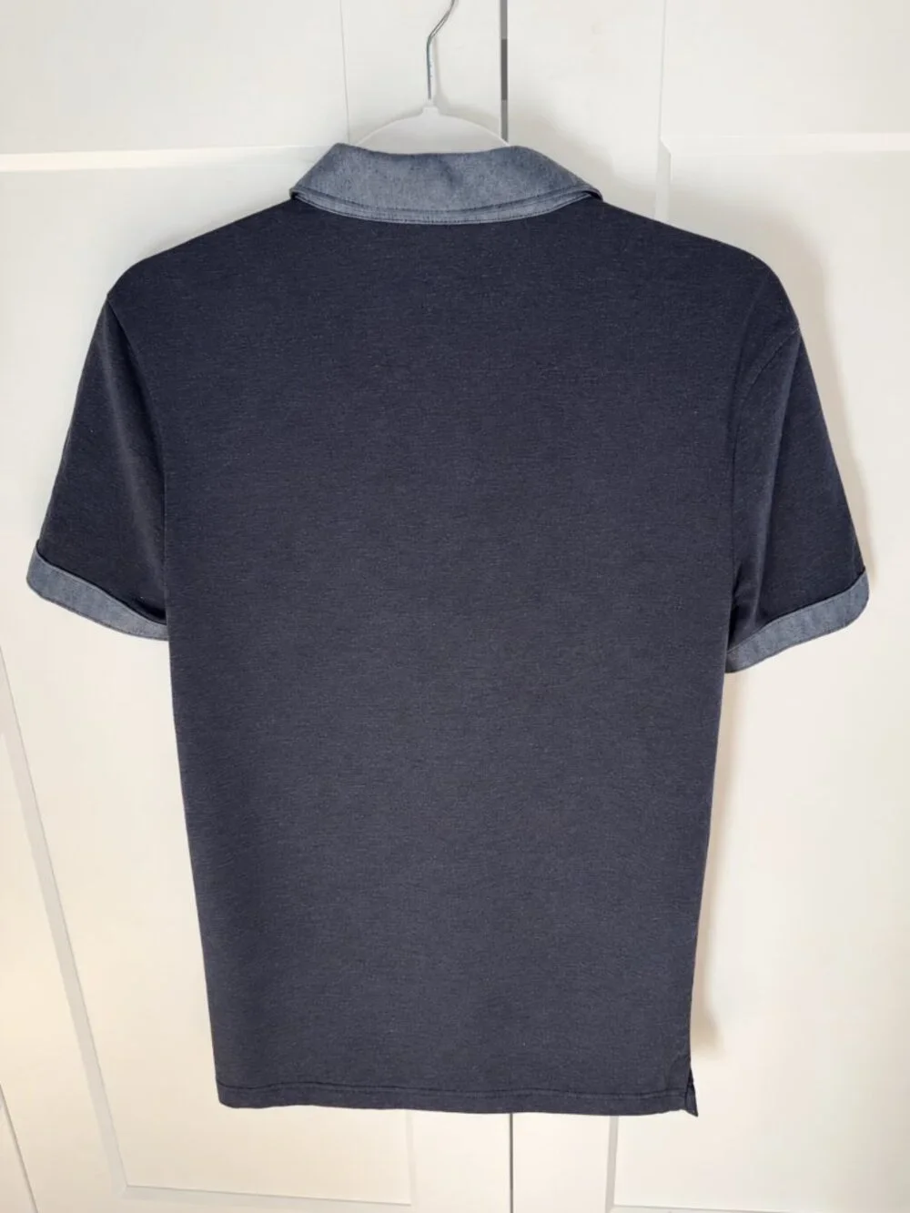 Banana Republic Luxury Touch Short Sleeve Button Down Shirt, Small